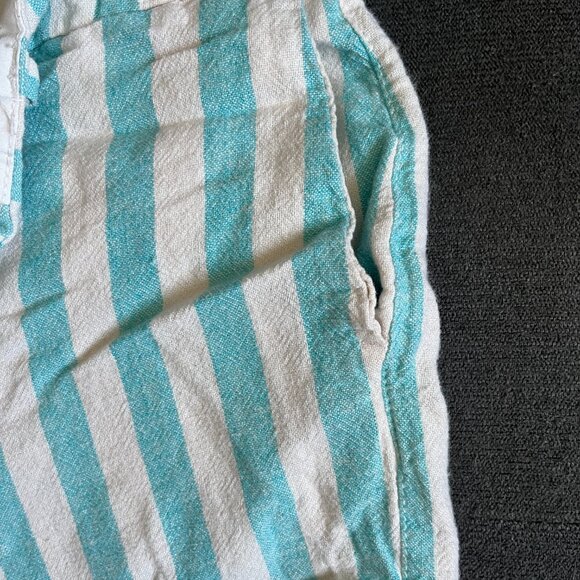 Womens' Old Navy Green and White Striped Shorts Size 12 - Picture 3 of 5